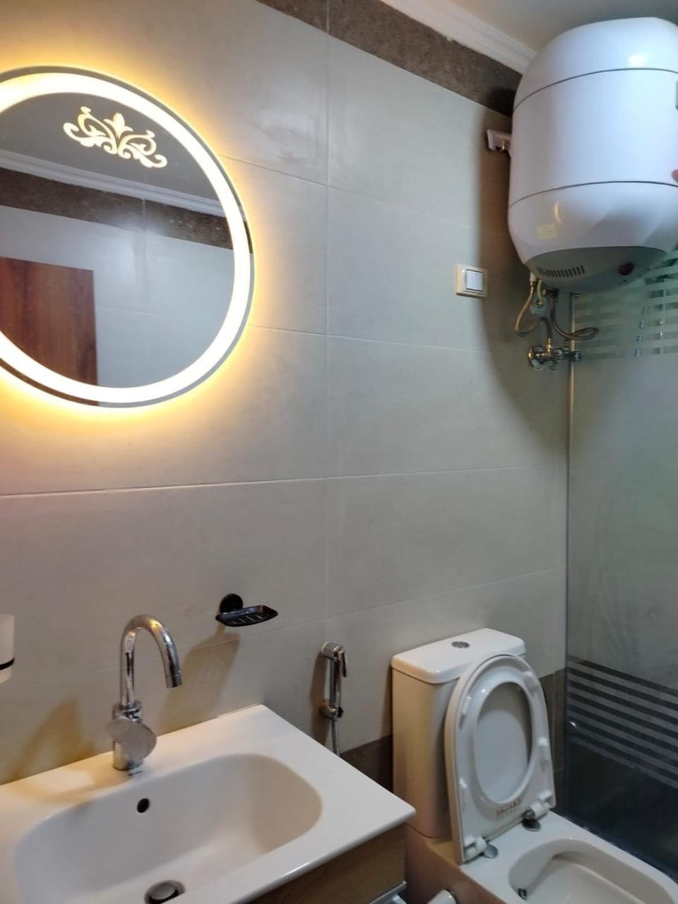 Luxury, quiet and comfortable hotel apartment in El Mamoura Beach Apartment in Alexandria