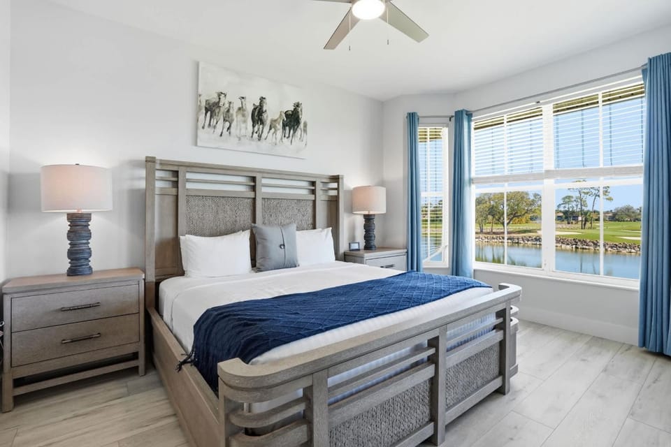 #1524 - Lake and Golf View - Totally Updated House in Lely Resort