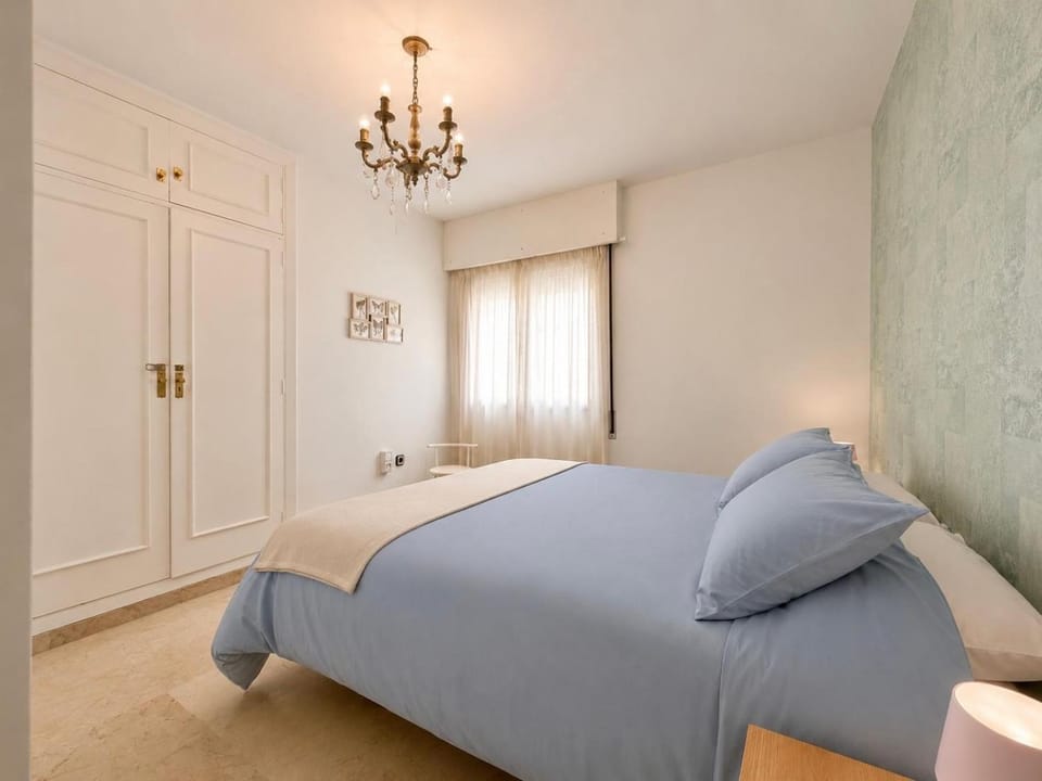 Apartamento con Terraza en el Corazón de Marbella Centro Apartment in Marbella