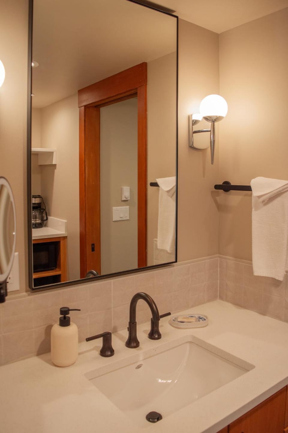 Lodge Room 015 House in Black Butte Ranch