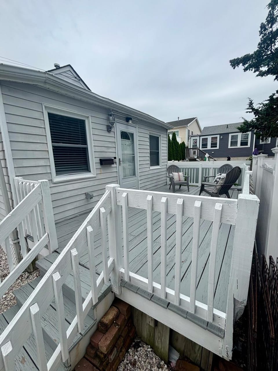 Beachside 1 Bedroom Retreat 5 Min Walk to Ocean 2 Beach Badges House in Seaside Heights