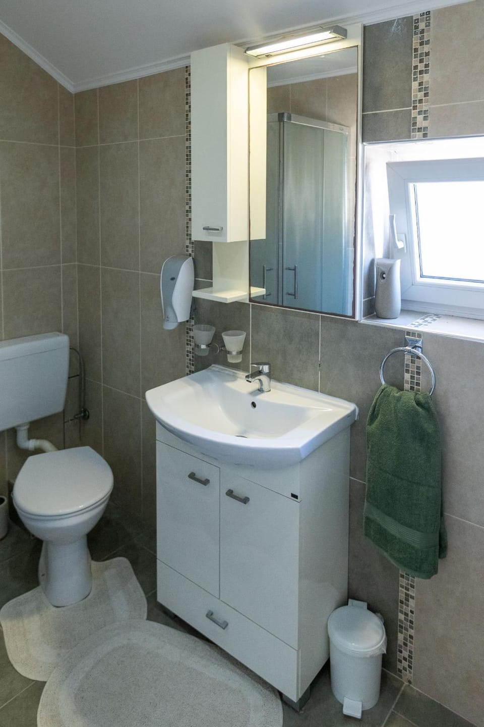Hedera - Club Prenoćiste - Hajdukovo Apartment in Vojvodina