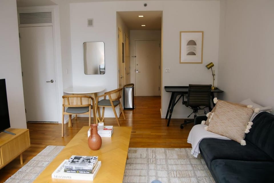 Walking to Times Square - Luxury and Amazing View Apartment in Midtown