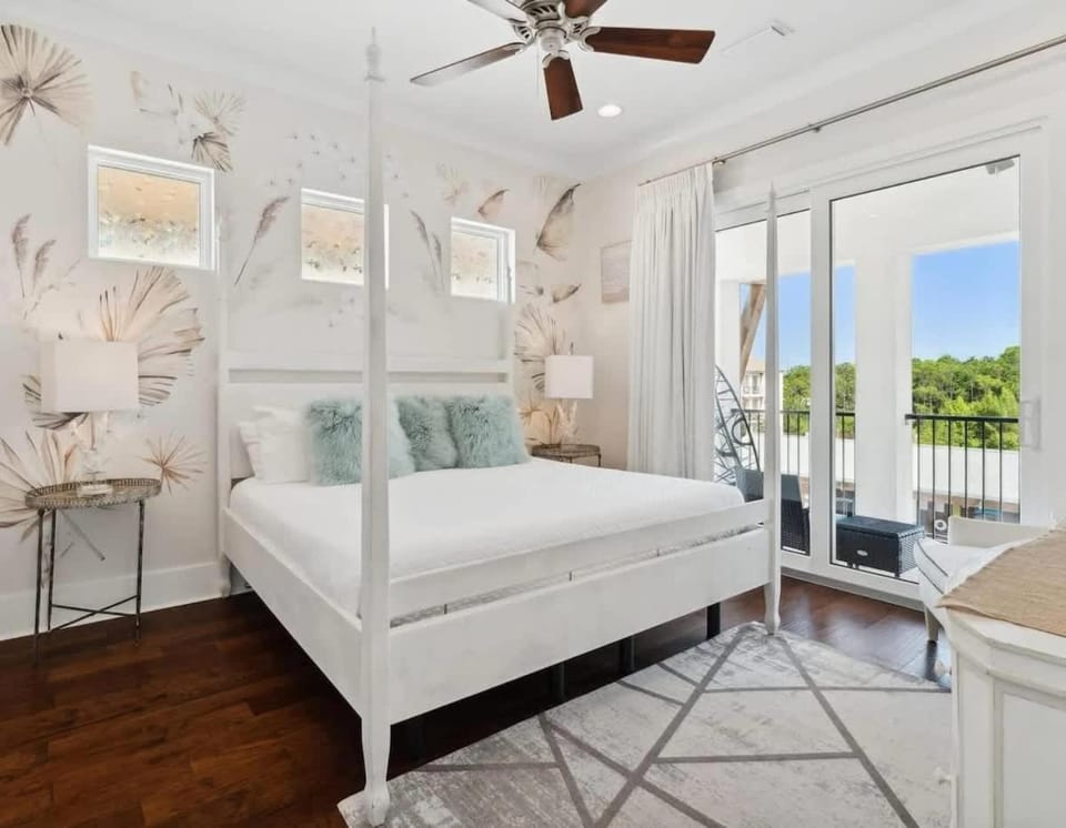 7BR Beach Trip Ready W Private Pool & Billiards House in Miramar Beach