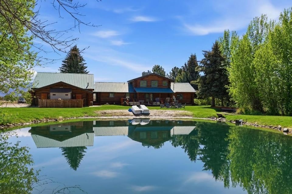 Heber Gathering Lodge Game Room Sleeps 34 House in Wasatch County