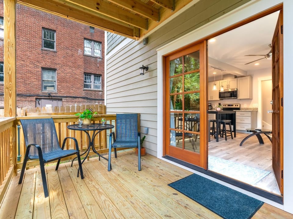 Balcony/Terrace, Kitchen or kitchenette, Seating area