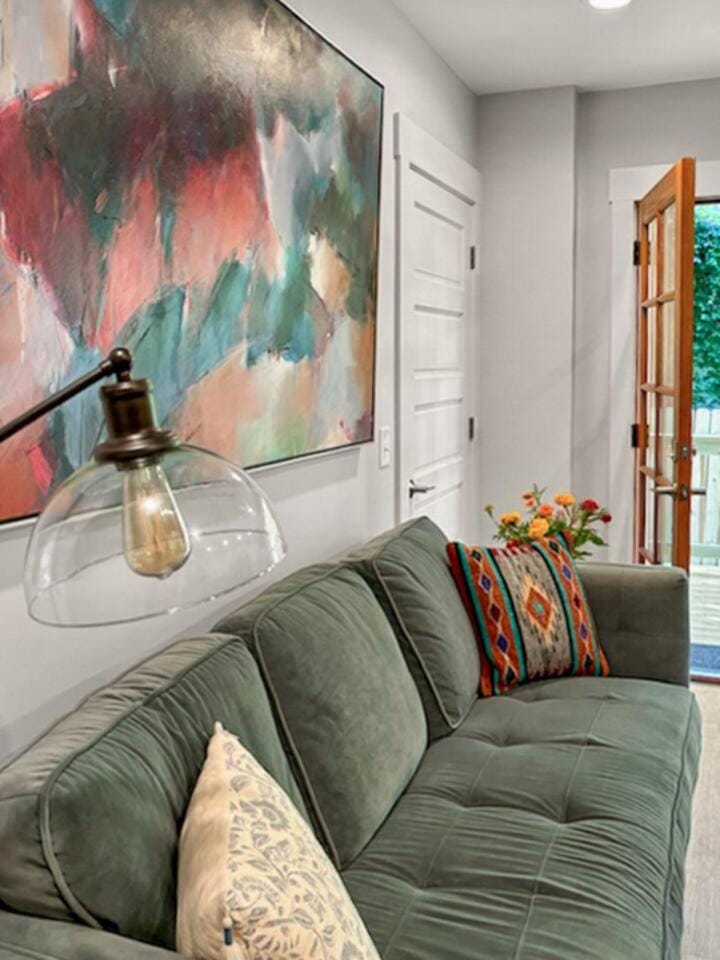 Living room, Decorative detail, Seating area