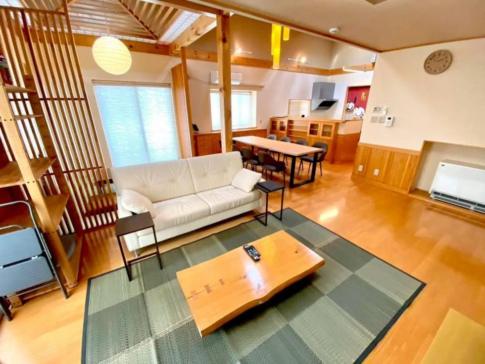 Living room, Diving