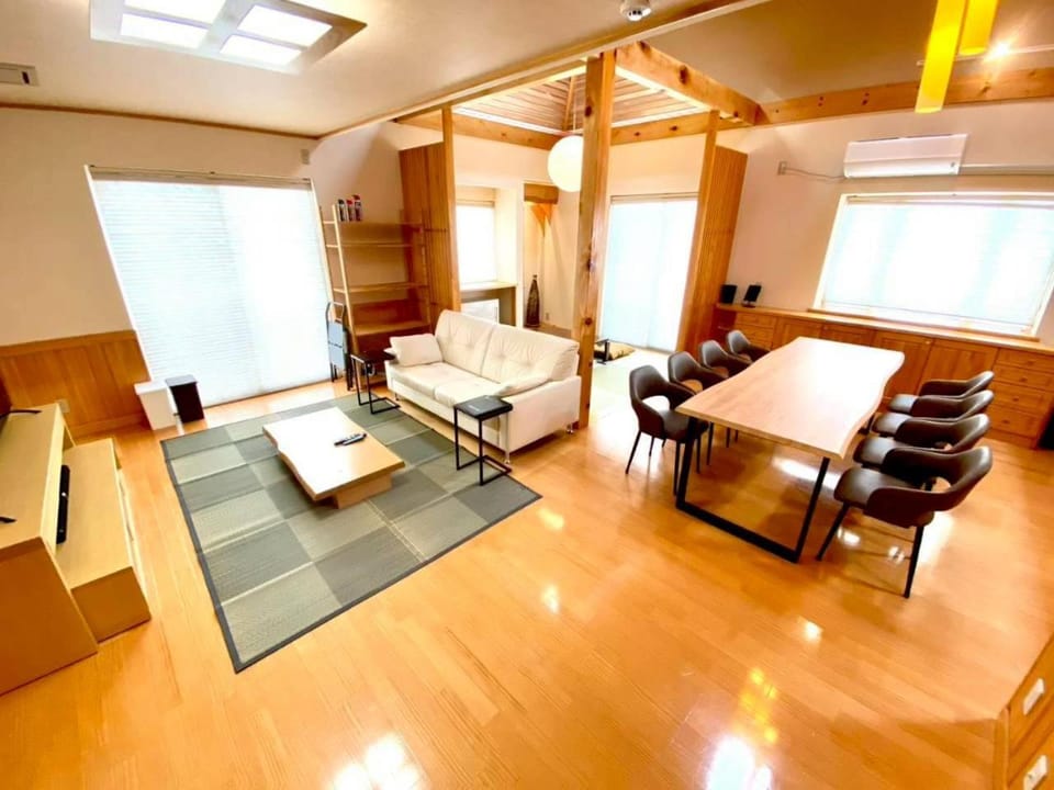 Living room, Diving