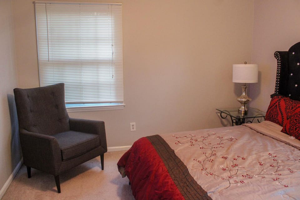 Phenomenal Location X Quite Neighborhood X 4BR House in Raleigh