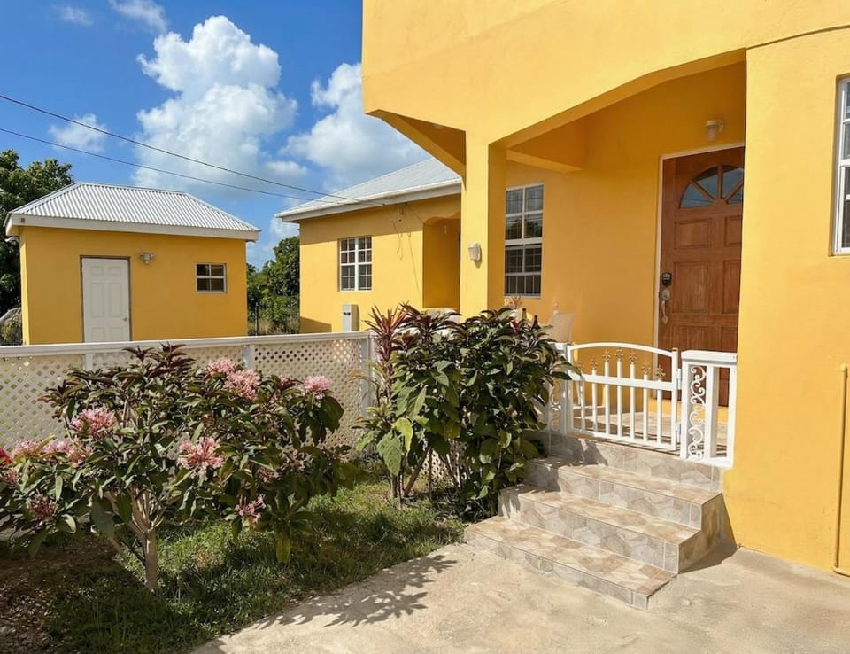 Property building, Garden view