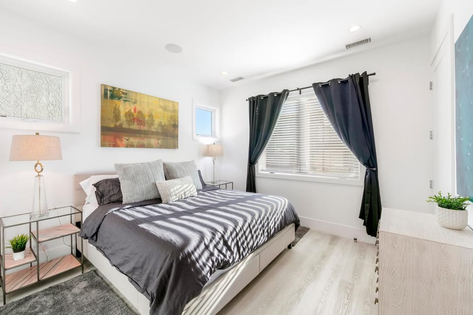 Cozy 2BR retreat on Balboa Peninsula, perfect for families! House in Balboa Peninsula