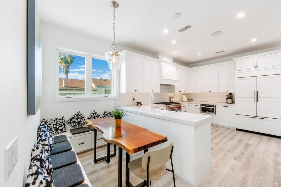 Cozy 2BR retreat on Balboa Peninsula, perfect for families! House in Balboa Peninsula
