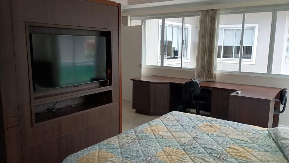 Private Suite Confortable Stay Bed and Breakfast in Florianopolis