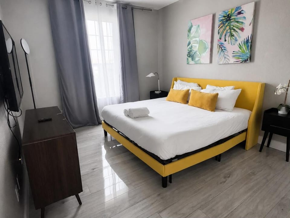 4102-404 Retreat Balcony, Resort Amenities & MORE Apartment in Orlando