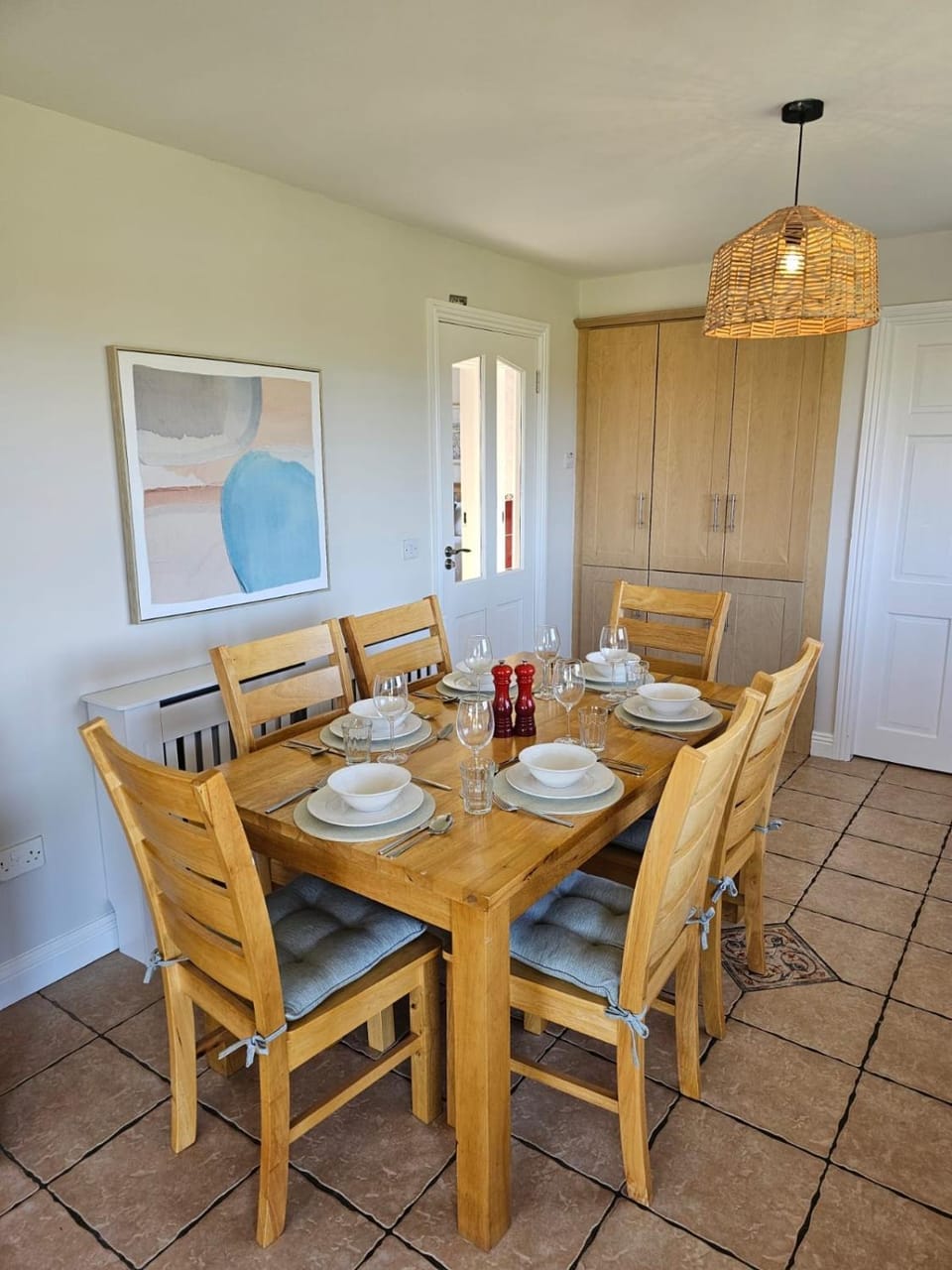 Living room, Dining area, kitchen