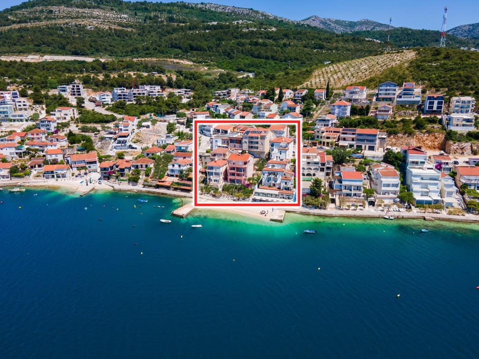 Grand Holiday Residence Bed and Breakfast in Dubrovnik-Neretva County