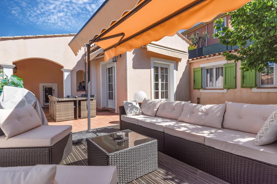 Maison de Charme | Jardin & Swim Spa Privé Villa in Nice