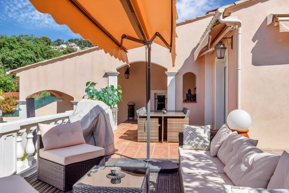 Maison de Charme | Jardin & Swim Spa Privé Villa in Nice