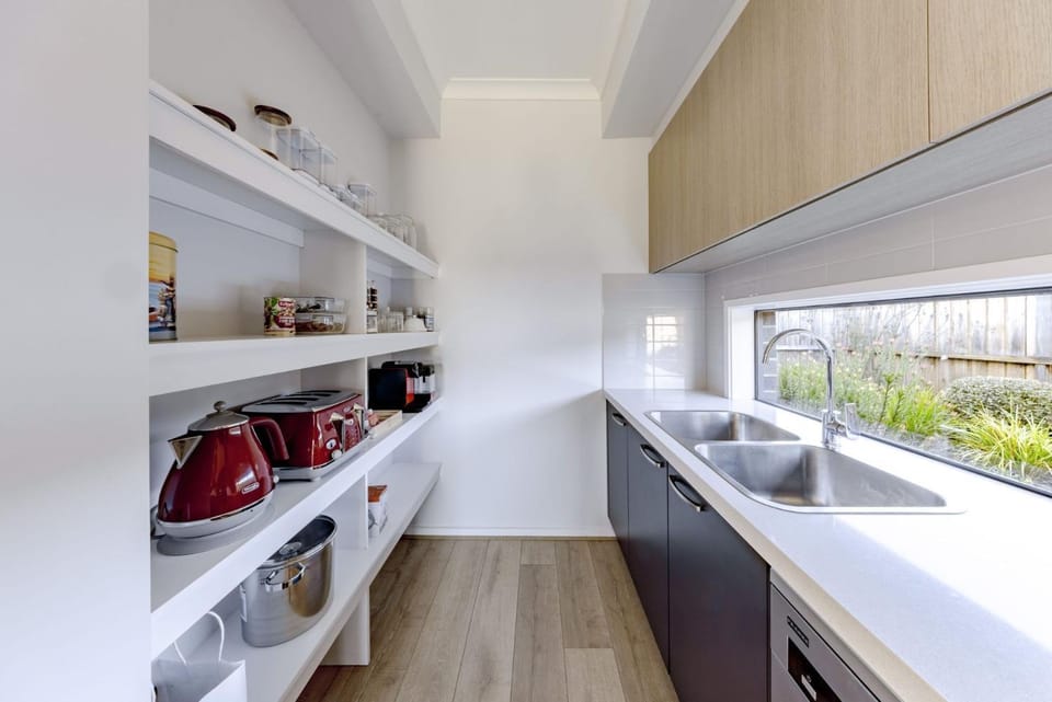 Banksia Retreat House in Point Lonsdale