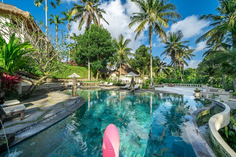 Swimming pool