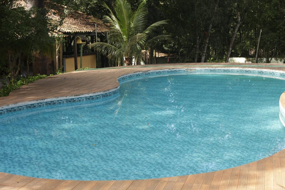 MOTO GP Chácara Shangrilá com 2 chalés 01 sobrado piscina até 13 hóspedes Country House in State of Goiás
