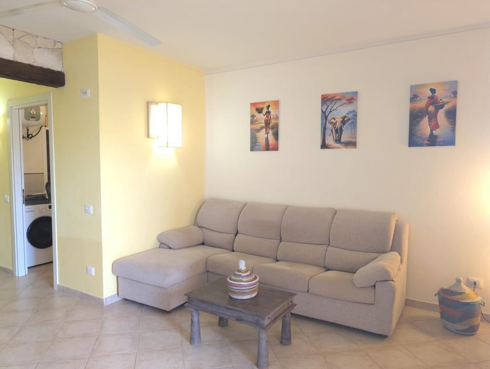 Sunny Pool Oasis - Tropical apt C12 - PointingCaboVerde Apartment in Santa Maria