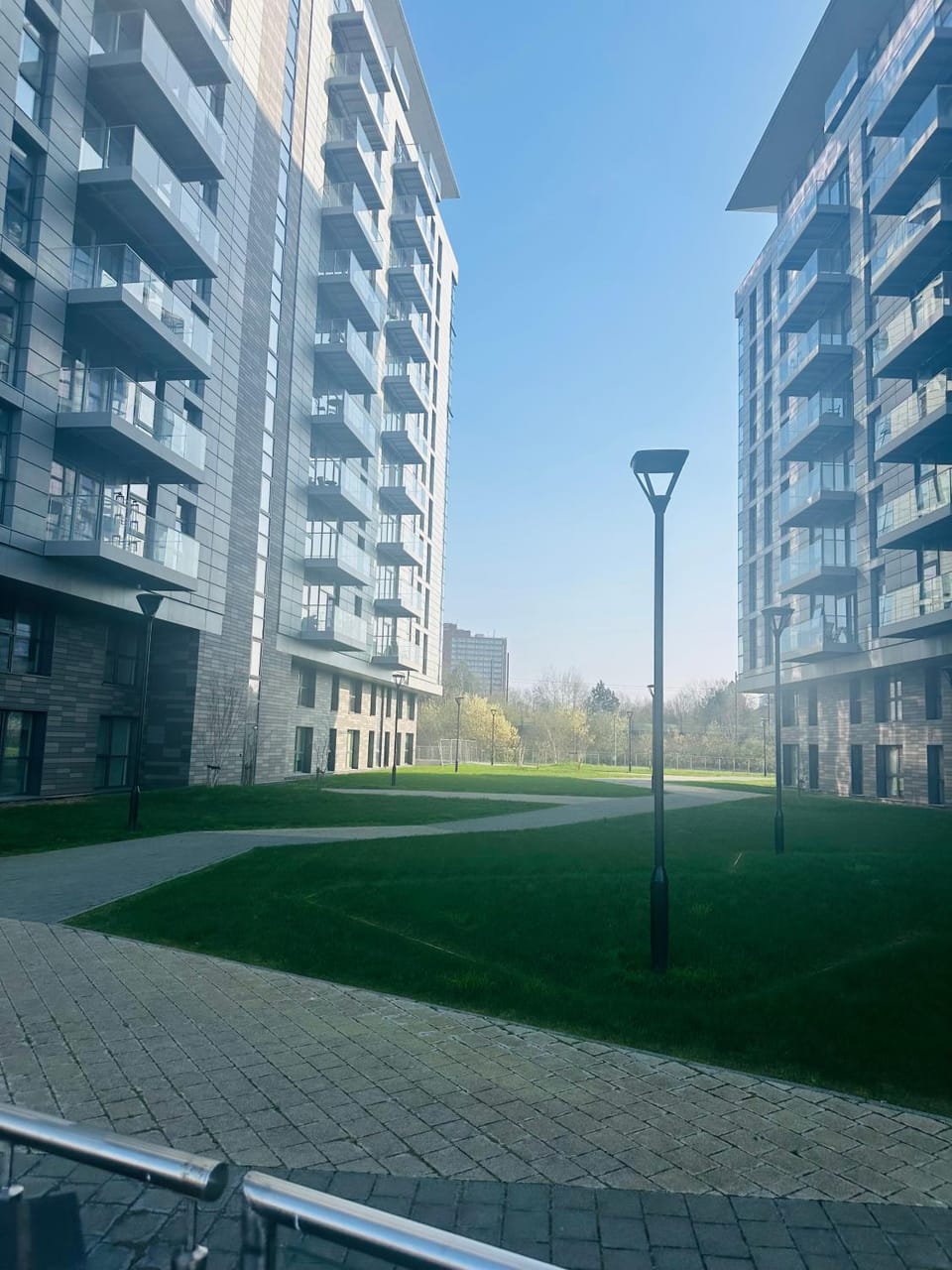 Water Front Apartment Manchester, Luxury 2BR Ensuite Gym &Cinema Apartment in Salford
