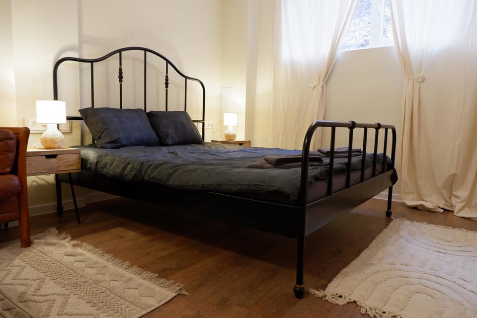 Chic Studio in Sofia Center - Urban Oasis for 2! Apartment in Sofia