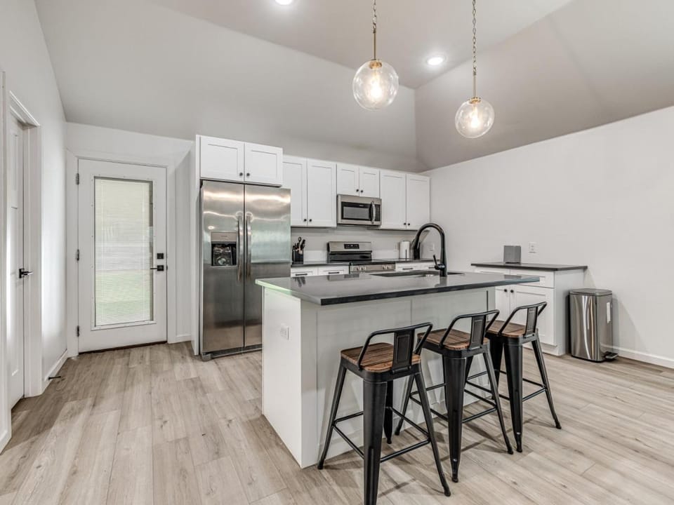 Capitol View Cottage Close to OU Health & Downtown Apartment in Oklahoma City