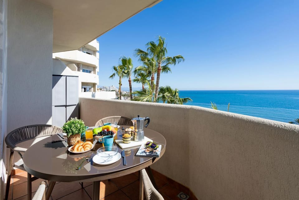 Natural landscape, View (from property/room), Balcony/Terrace, Sea view
