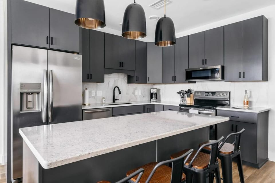 Cityscape Condo: New in Downtown Traverse City! Apartment in Traverse City