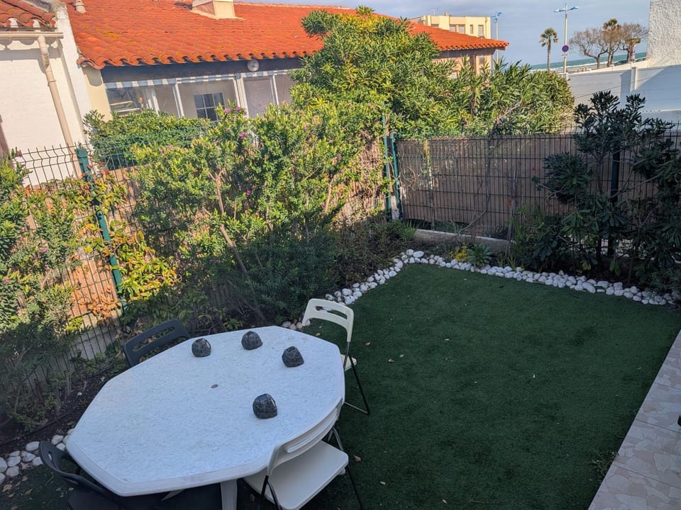 Appartement climatisé vue mer - 4 pers. - FR-1-797-65 Villa in Port-la-Nouvelle
