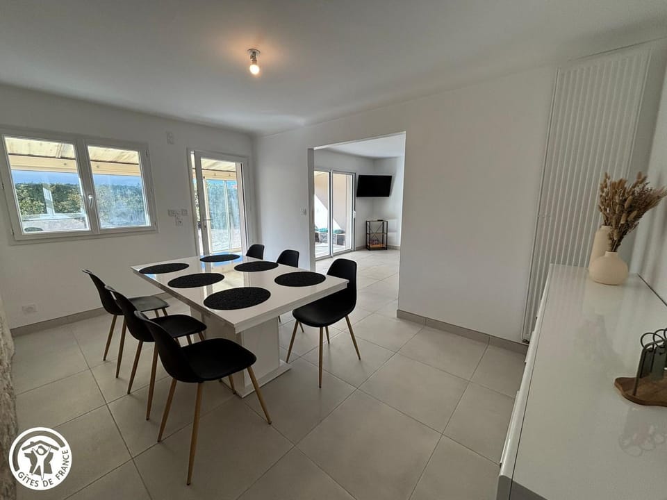 Maison plain-pied proche Marais Poitevin Country House in Pays de la Loire