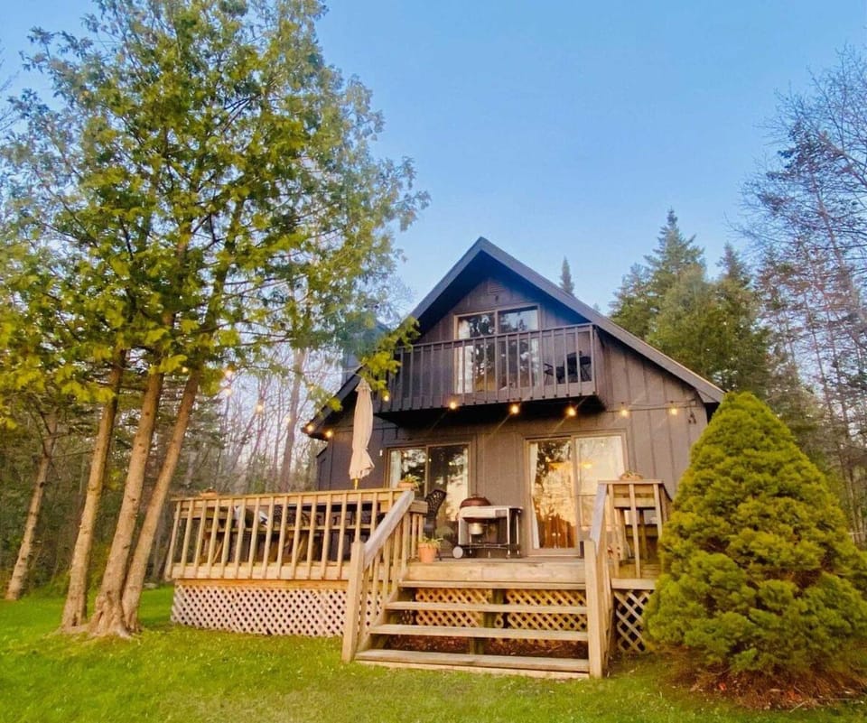 Camp Birch: Waterfront Home on Lake Leelanau House in Michigan