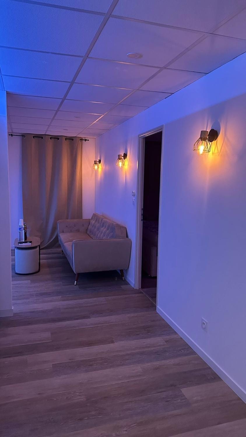 Appartement jacuzzi Apartment in Nimes