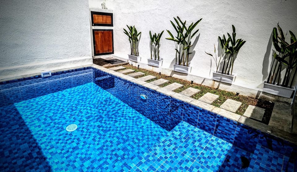 Pool view, Swimming pool, Swimming pool