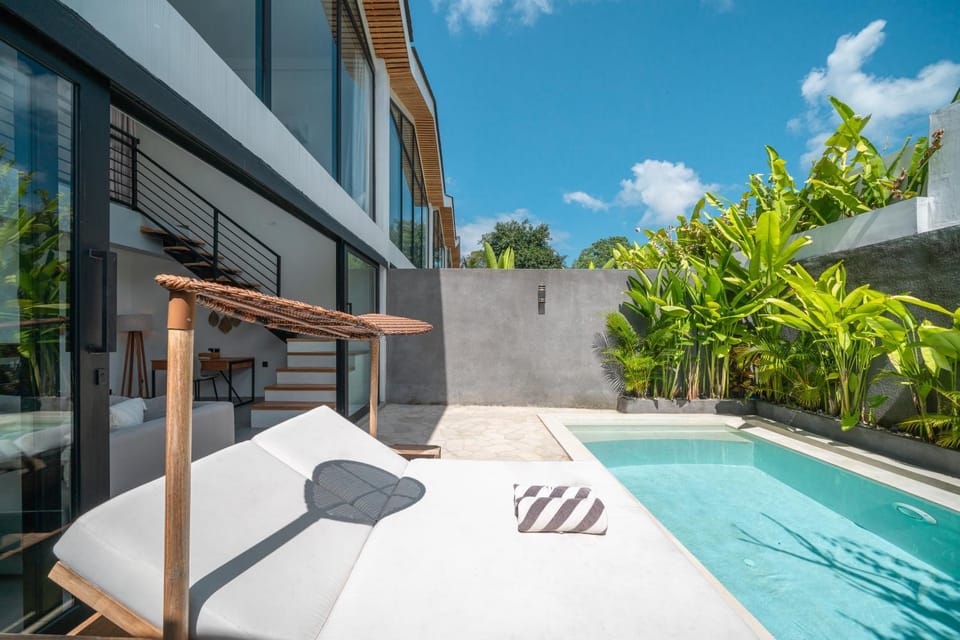 Jane's Lofts - Designer Lofts, 7 Mins from Bingin Beach Villa in Bali