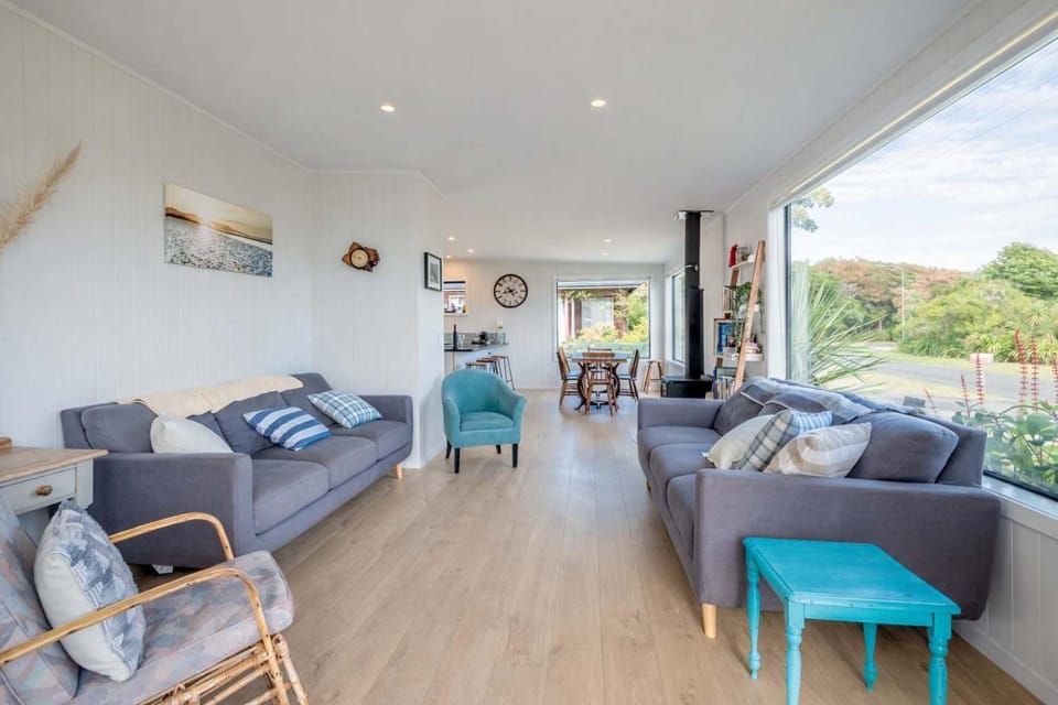 Pohara's Beach Escape House in Tasman District, Tasman, New Zealand