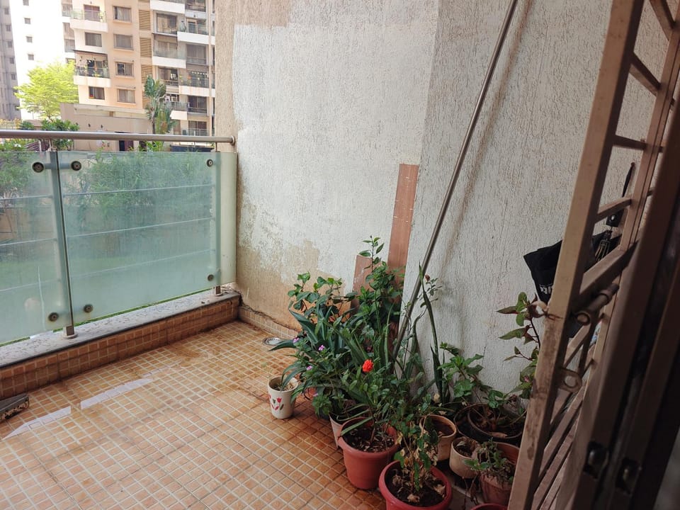 Cozy Highway HomeStay Bed and Breakfast in Pune