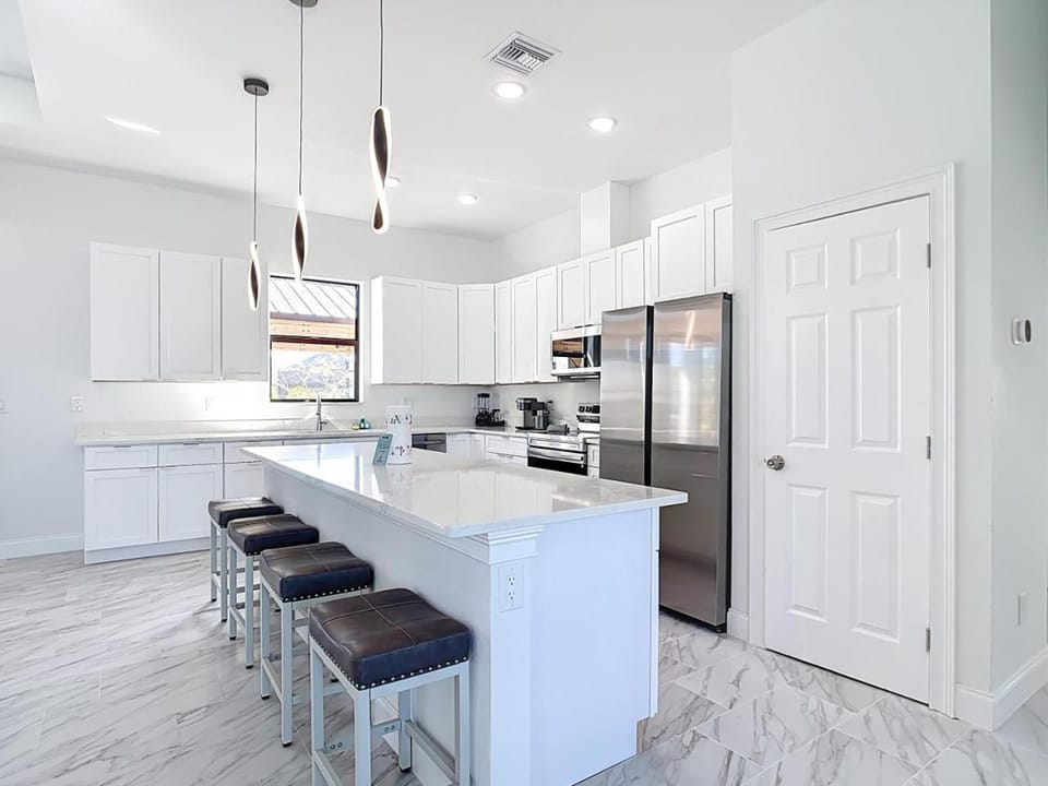 Boca Grande Retreat 4BR 2BA Waterfront Sleeps 12 House in South Gulf Cove