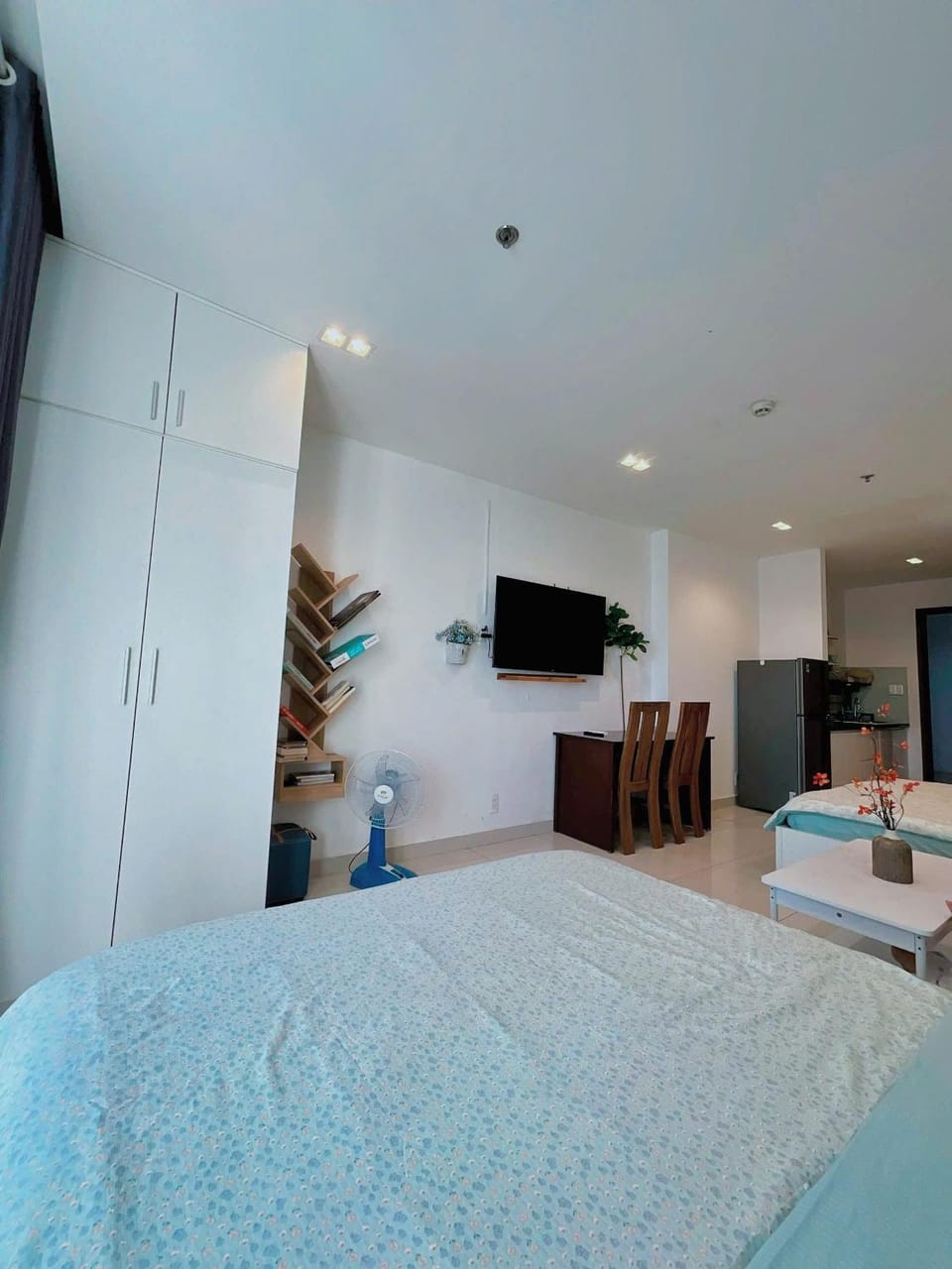 Communal lounge/ TV room, Bed, TV and multimedia, Kitchen or kitchenette, Photo of the whole room, Evening entertainment, Bedroom