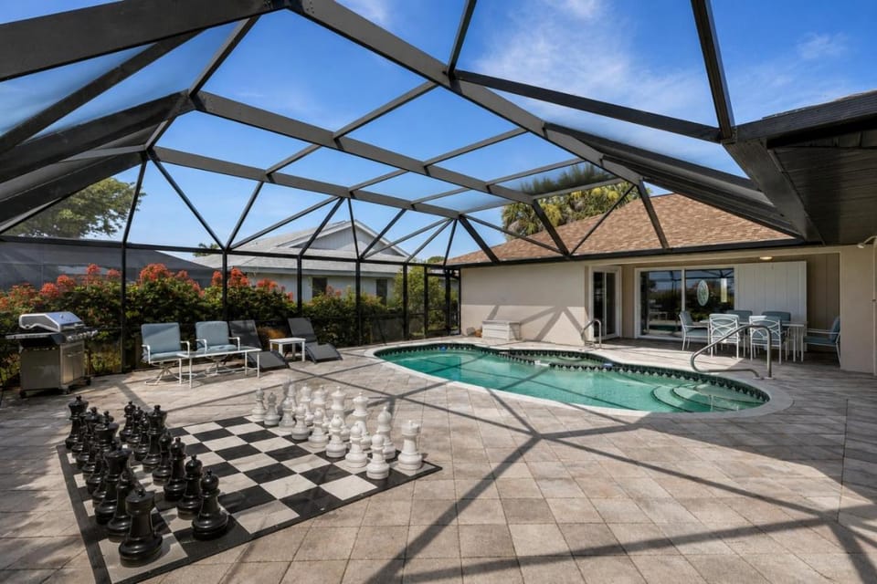 Spacious Golf Course Home with Pool Sleep 12 House in Rotonda West