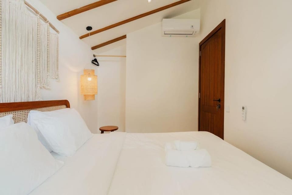 Hazelnut 5 - 2BR Cozy Wood Style Modern Escape GWK Villa in Kuta Selatan