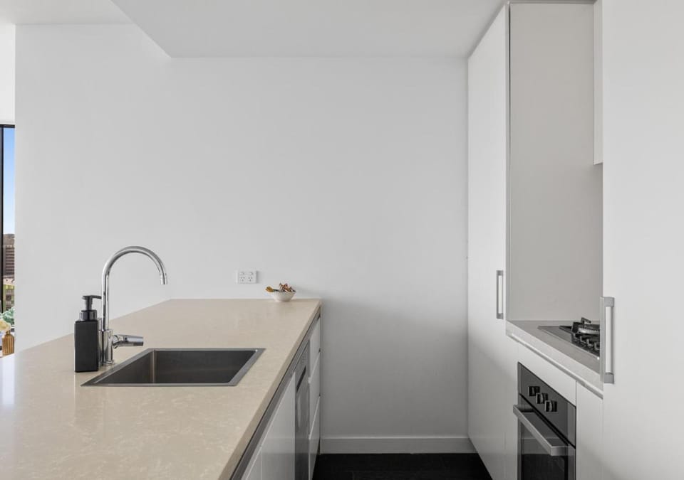Kitchen or kitchenette, kitchen