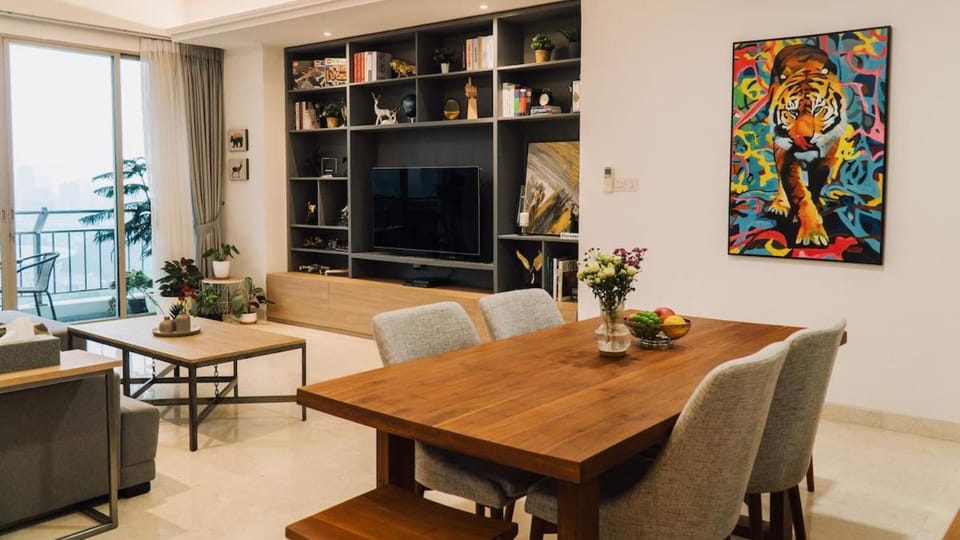Living room, Dining area