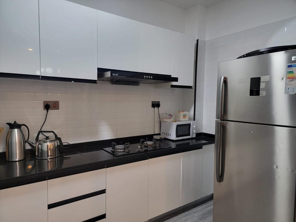 classy executive three bedroom apartment with fully equipped gym ample parking space swimming pool children playing ground and amazing scenic views Apartment in Nairobi