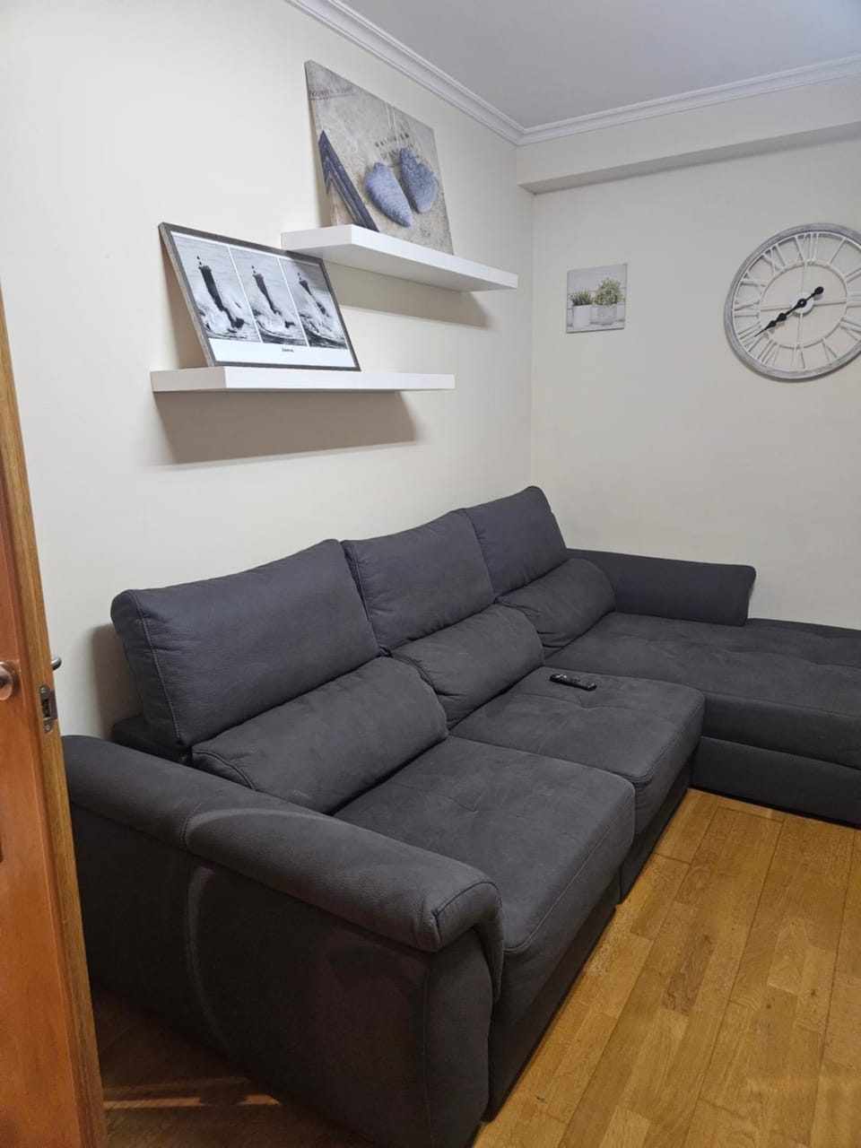 Communal lounge/ TV room, Living room