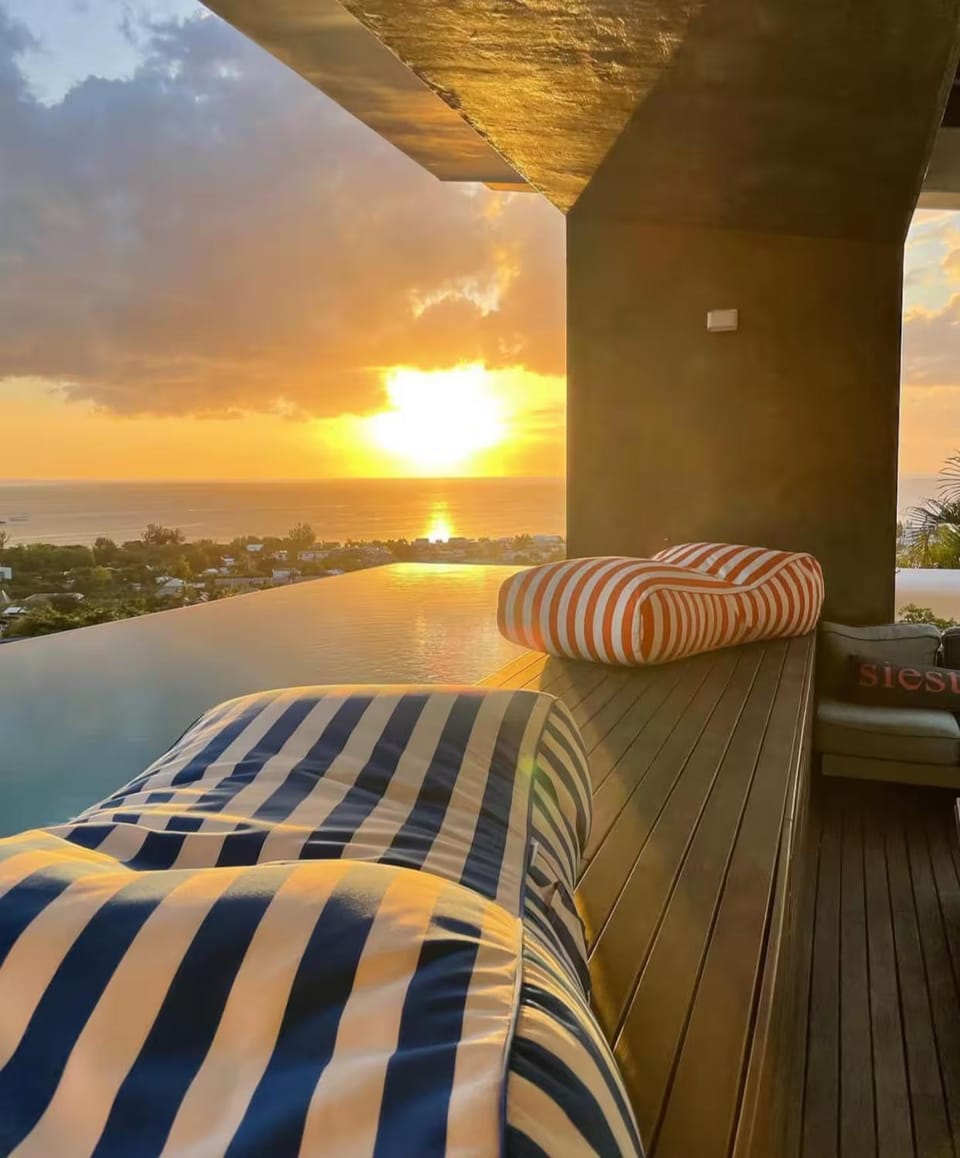 Contemporary Seaview Villa Villa in Rivière Noire District, Mauritius
