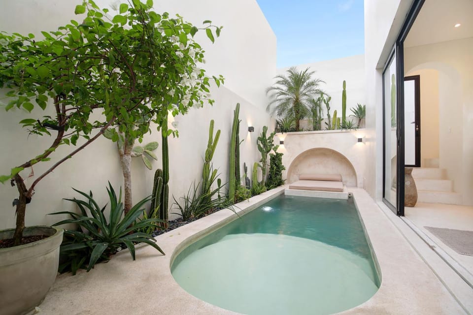 Casa Tamela - Elevated 1BR Mediterranean in Canggu Villa in North Kuta